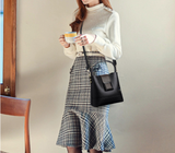 Darrahopens Home & Garden > Travel > Backpacks Black Versatile Bucket Bag - Stylish Trend Shoulder Handbag with Large Capacity Crossbody for Women (21x10x30 cm)