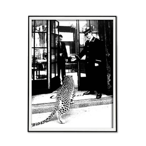 Darrahopens Home & Garden > Wall Art Wall Art 70cmx100cm Luxury Brand Leopard Jewelry Shop Poster, Black Frame Canvas
