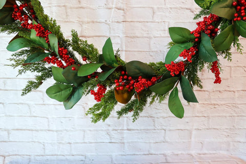 Darrahopens Occasions > Christmas > Christmas Wreaths & Garlands Berry Cedar Garland Red Green 180cm X3440