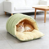 Darrahopens Pet Care > Cat Supplies > Cat Furniture Cat house - Cat basket - Plush and warm - Removable and washable - Closed cat bed for winter - Suitable for indoor and outdoor use in winter, camping, traveling, in the bedroom, living room and apartment - Green and white checkered