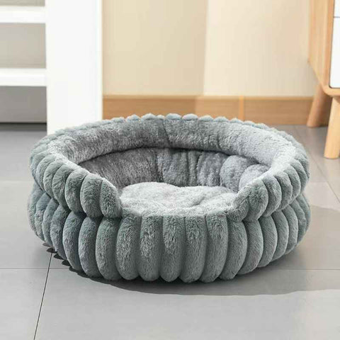 Darrahopens Pet Care > Cat Supplies > Cat Furniture Grey Plush Cat Bed – Soft, Cozy & Durable Cat Furniture
