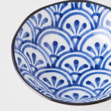 Darrahopens Pet Care > Cleaning & Maintenance > Pet Grooming Supplies Sauce Dish 11cm Petal Crest Pattern Design