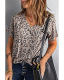 Darrahopens Women's Fashion > Tops & T-shirts Azura Exchange Leopard Print V Neck Tee with Front Pocket - S