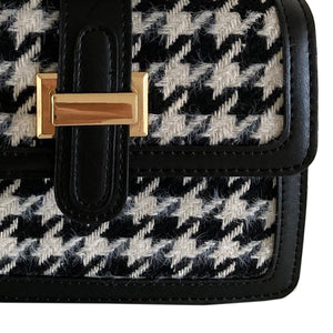 Black and White Hangbag-Houndstooth