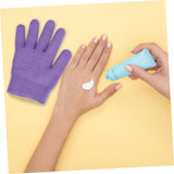 Moisturizing gloves