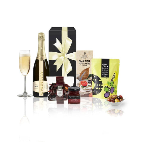 darrahopens Hampers > Chocolate & Sweet Hampers Chandon & Antipasto Hamper