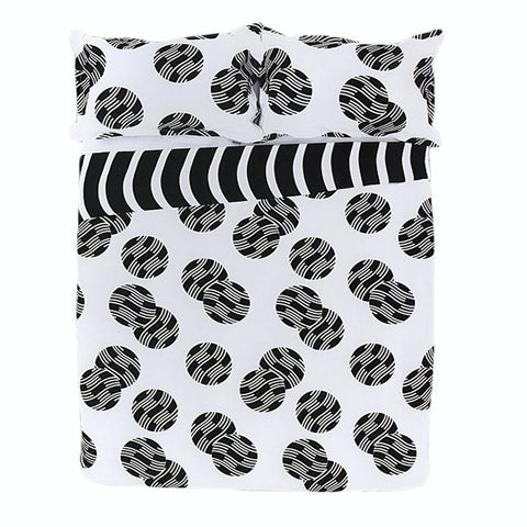 Darrahopens Home & Garden > Bedding Apartmento Ontario Reversible Quilt Cover Set BLACK Queen