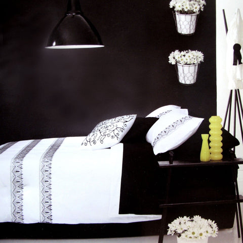 Darrahopens Home & Garden > Bedding Ardor Charlotte White Quilt Cover Set QUEEN