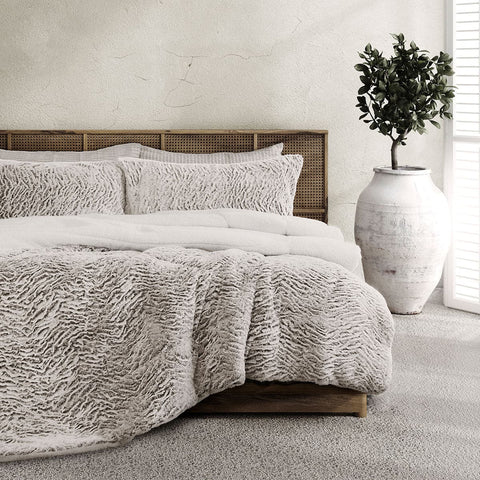 Darrahopens Home & Garden > Bedding Ardor Faux Fur Bear 3 Piece Comforter Set Single/Double