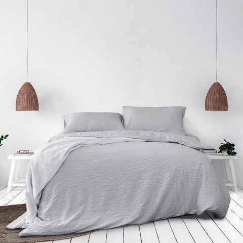 Darrahopens Home & Garden > Bedding Ardor Ingrid Silver Seersucker Stripe Quilt Cover Set King