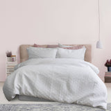 Darrahopens Home & Garden > Bedding Ardor Leonardo White Embossed Quilt Cover Set Double