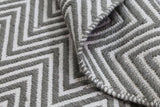 darrahopens Home & Garden > Rugs Natura Wool Fog Beige Chevron Rug 120x170 cm